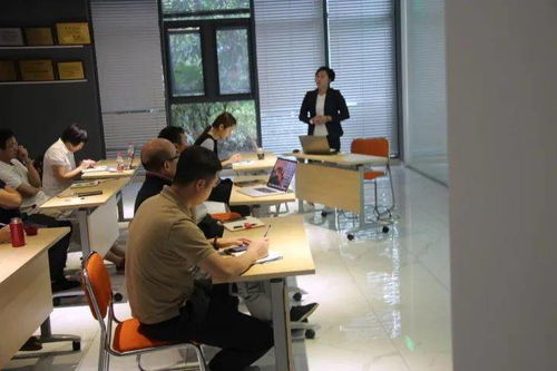 共融共進(jìn)，攜手未來 廣西金茂鈦業(yè)與顏鈦集團(tuán)成功舉辦產(chǎn)品技術(shù)交流培訓(xùn)會(huì)